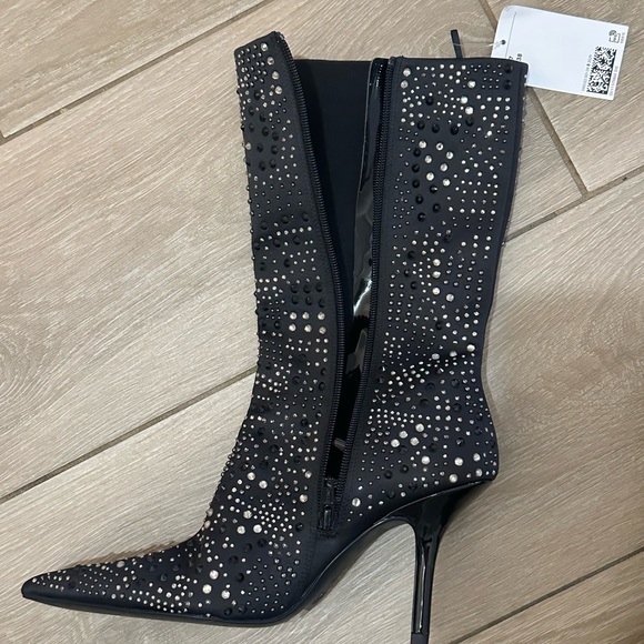NWT RHINESTONE STUDDED POINTED TOE BOOTIES SIZE 7 🖤🖤🖤 - Picture 8 of 12